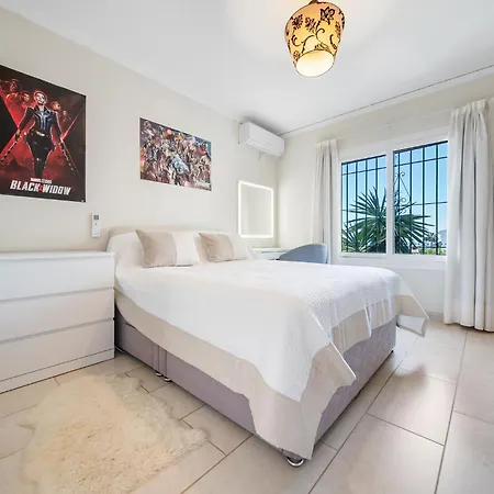 Villa Wonderful Family With Sea View, El Rosario Marbella